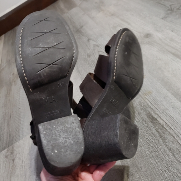 MIA brown leather open toe block heel sandals - Picture 9 of 16
